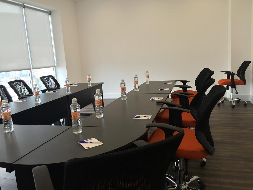 Tryp By Wyndham Mexico City World Trade Center Area Екстериор снимка
